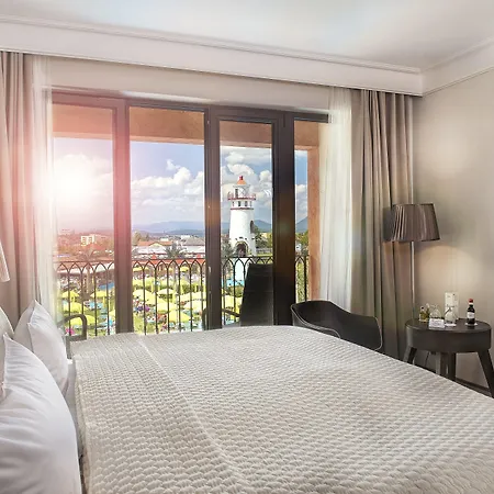 Hotel Plaza Boutique 4*