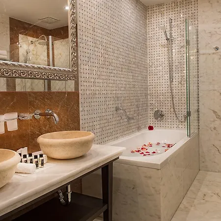 Hotel Plaza Boutique &