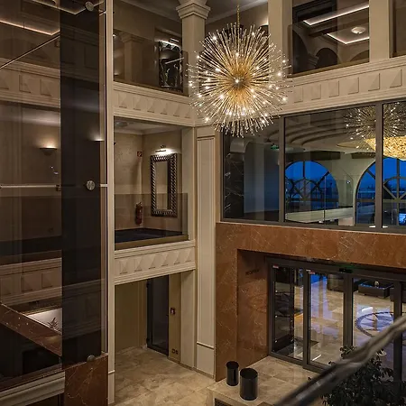 Plaza Boutique & Eperjes