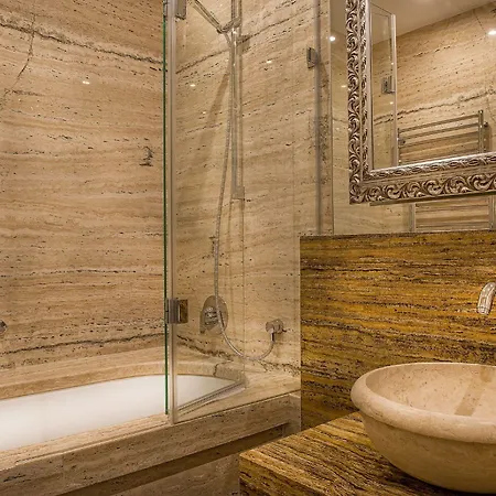 Hotel Plaza Boutique Hotel&spa 4*